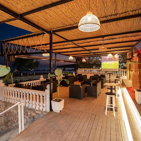 Hotel Kompleks Joni Sarandë Esterno foto