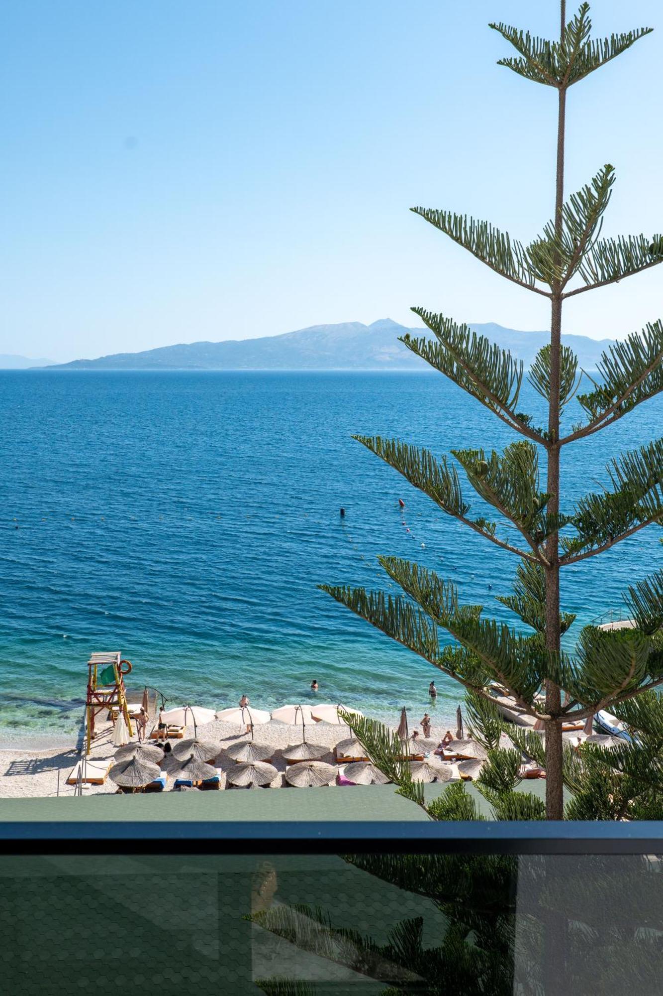 Hotel Kompleks Joni Sarandë Esterno foto