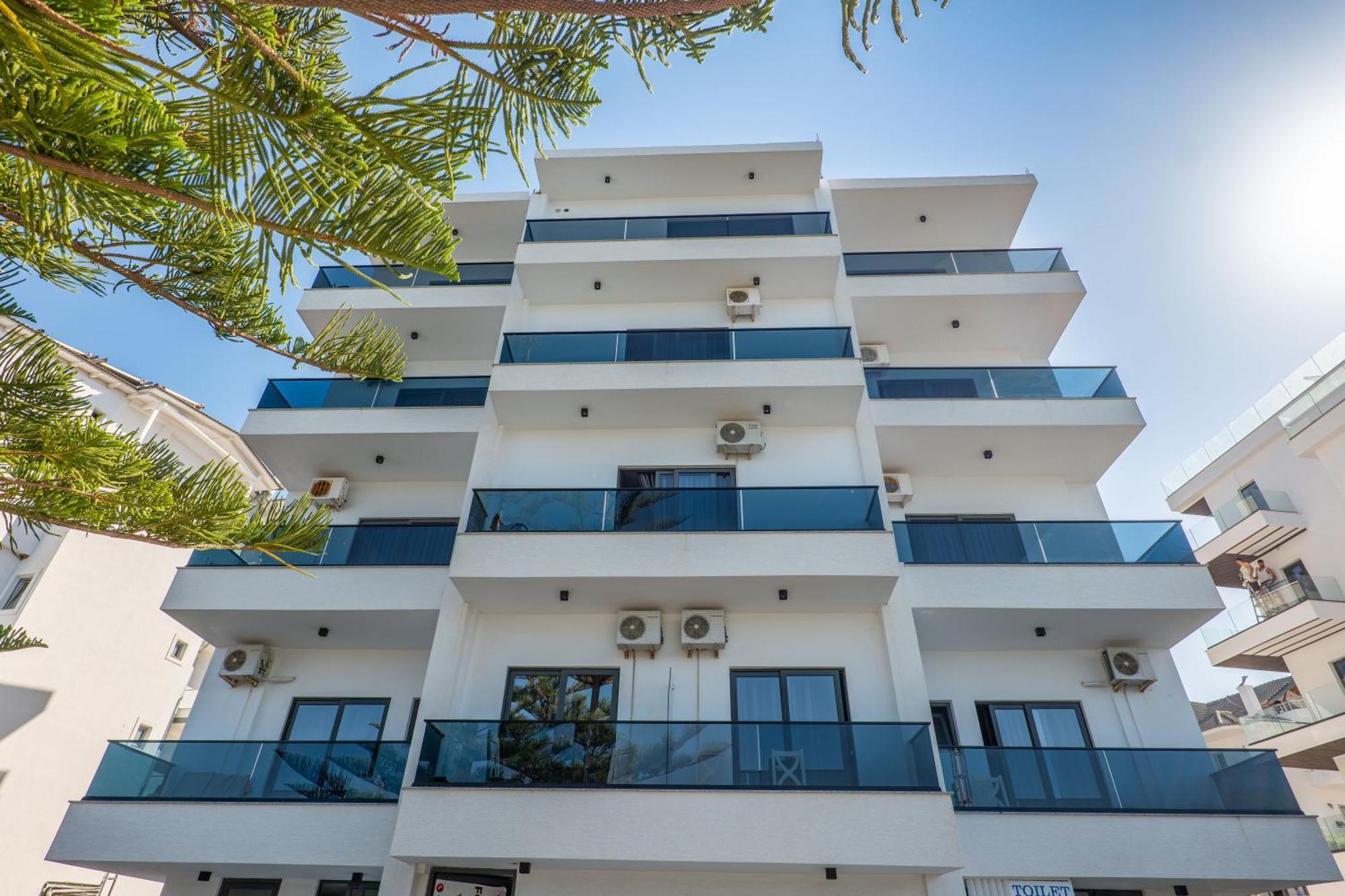 Hotel Kompleks Joni Sarandë Esterno foto
