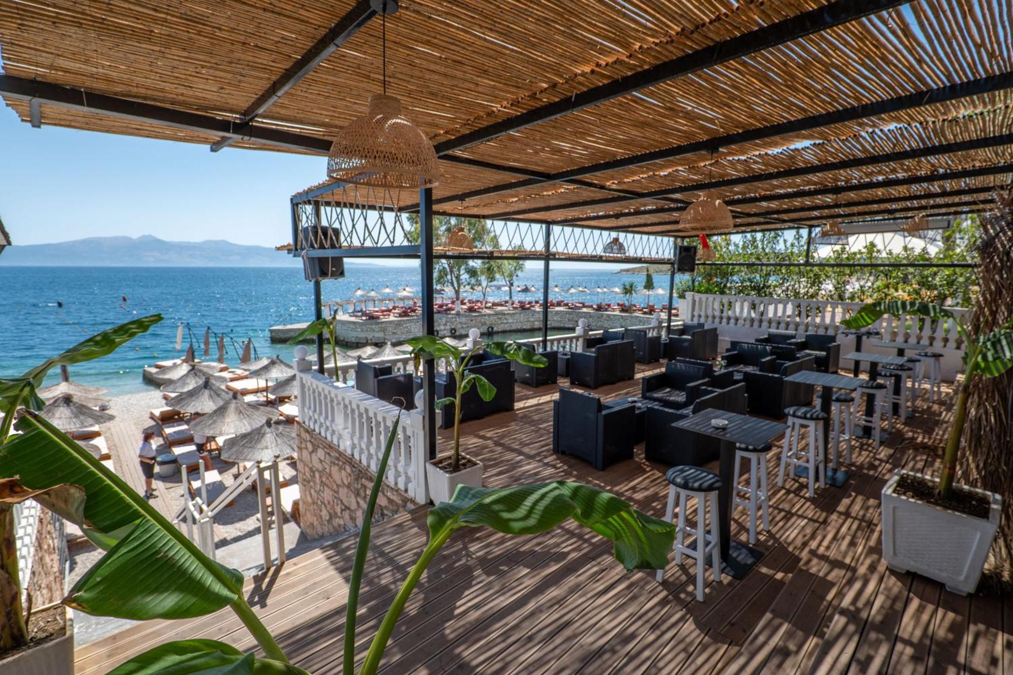 Hotel Kompleks Joni Sarandë Esterno foto