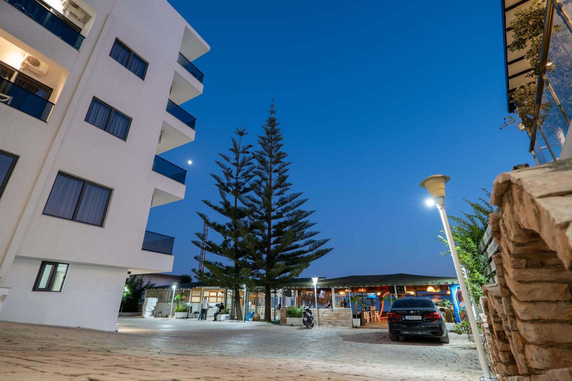 Hotel Kompleks Joni Sarandë Esterno foto