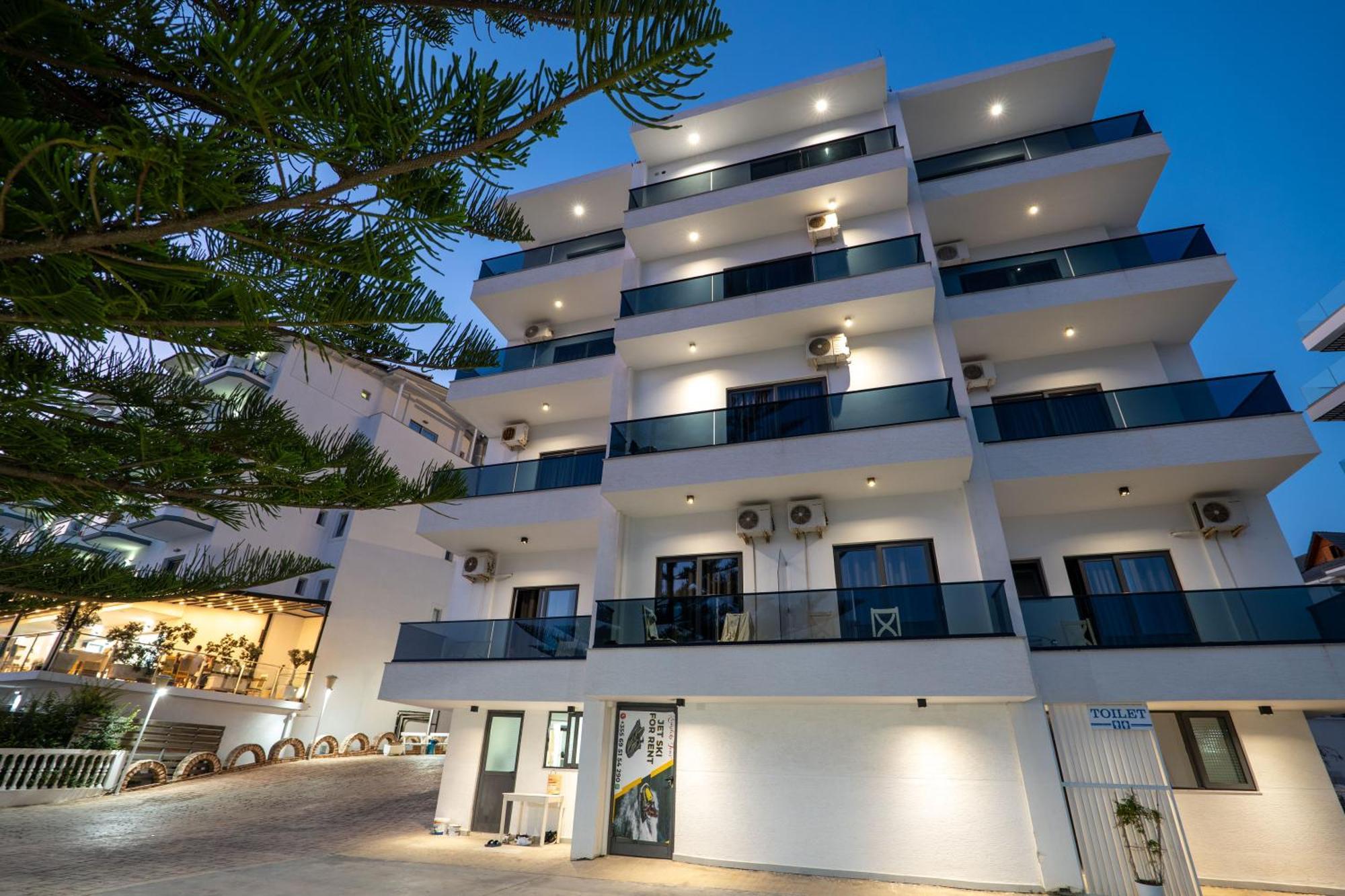 Hotel Kompleks Joni Sarandë Esterno foto