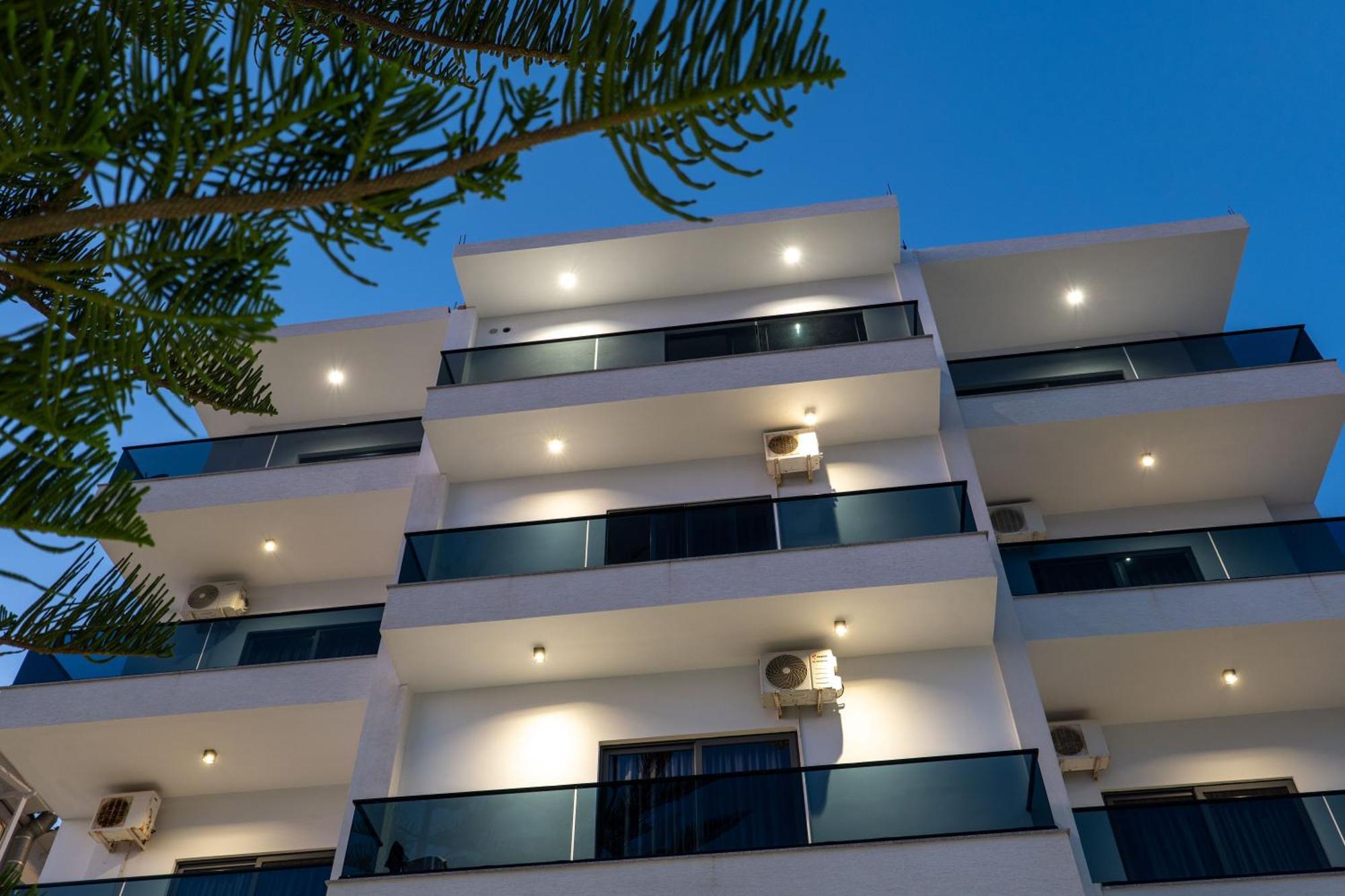 Hotel Kompleks Joni Sarandë Esterno foto