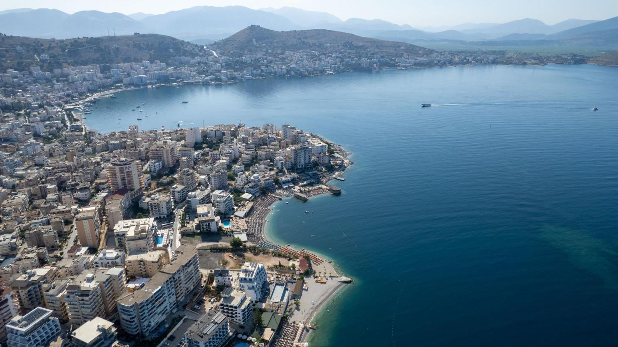 Hotel Kompleks Joni Sarandë Esterno foto