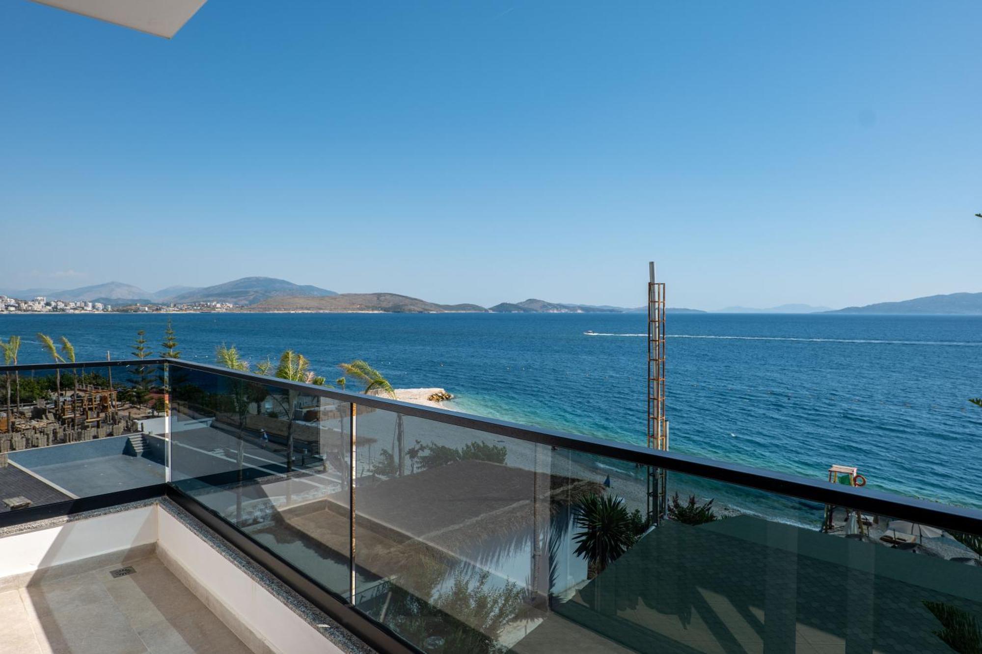 Hotel Kompleks Joni Sarandë Esterno foto